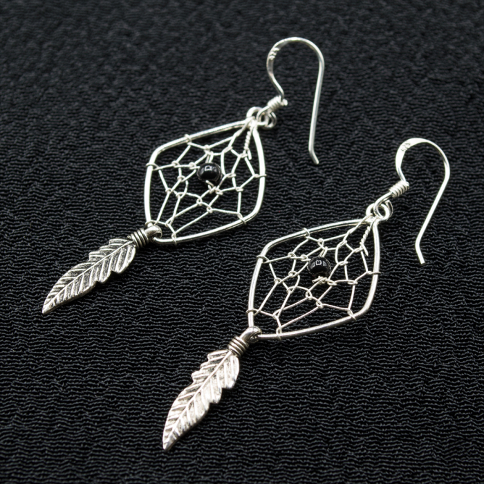 Hook earring Dreamcatcher with black stone and feather, rhombus (silver, 925 assay value) (ehs-026)