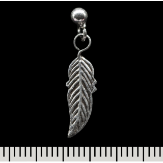 Feather Stud Earring (silver, 925 assay value) (st-036)