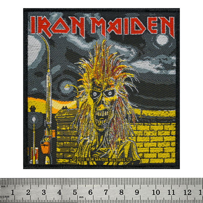 Sew on patch Iron Maiden (1980) in blister (ofpb-028)