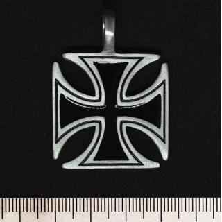 Black Templar Cross (pth-086) Pendant