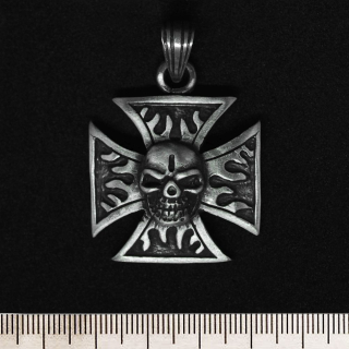 Templar Cross with Skull (pth-087) Pendant