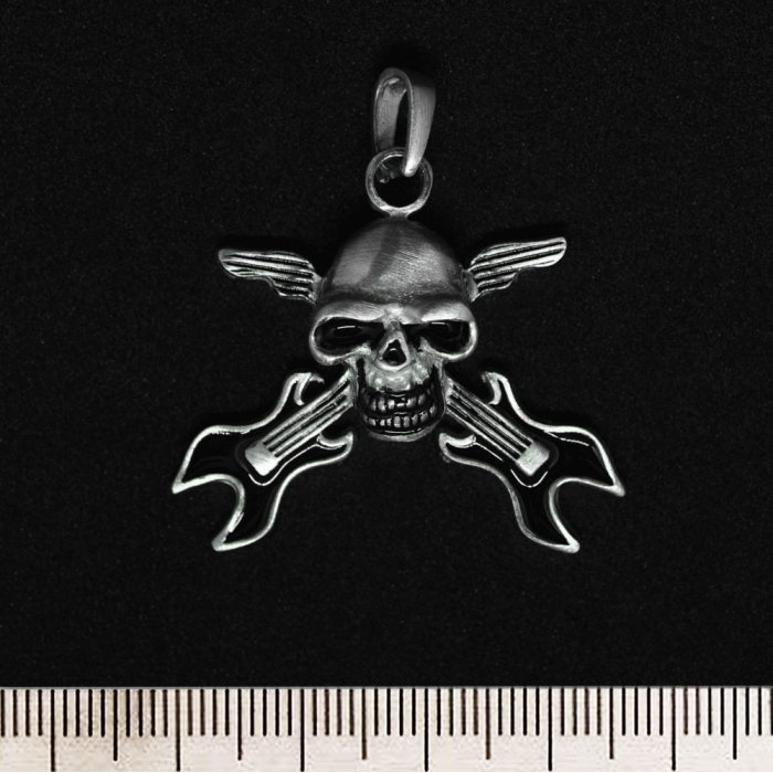 Skull with Crossed Guitars (pth-091) Pendant