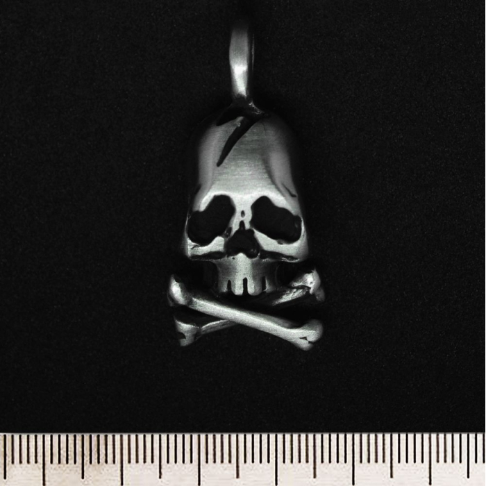 Skull with Bones (pth-092) Pendant
