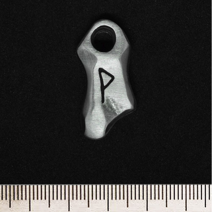 Vunyo Rune (pth-112) Pendant