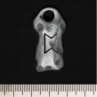Perth Rune (pth-113) Pendant