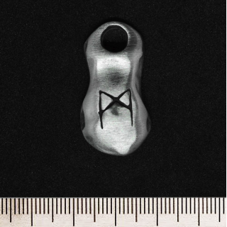 Mannaz Rune (pth-117) Pendant