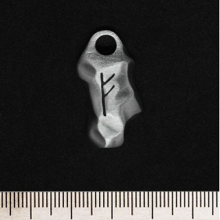 Feu Rune (pth-119) Pendant
