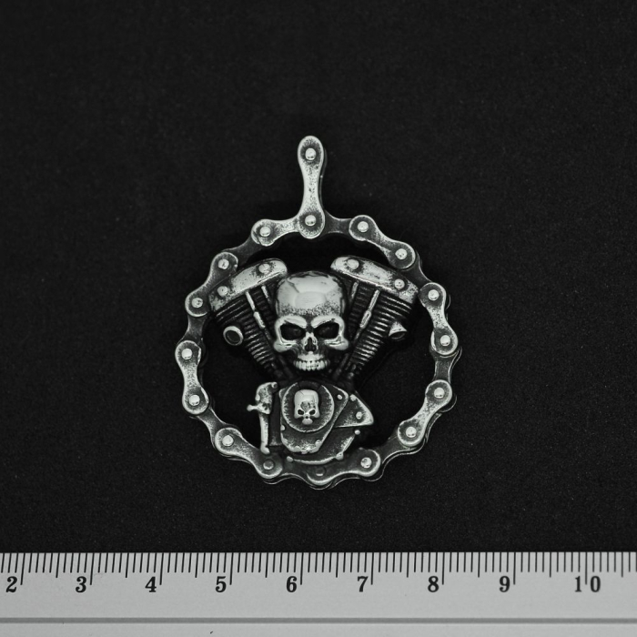 Motor with Skulls Ring (SS-039) Pendant