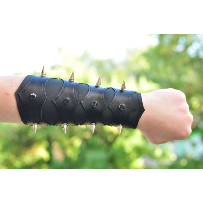 Big Spikes №357 Big Bracer