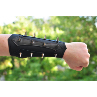 Big Bracer №358 with Big Spikes