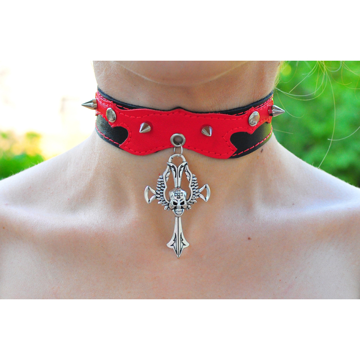 Skull with Wings on the Cross Pendant (ar-005) Collar