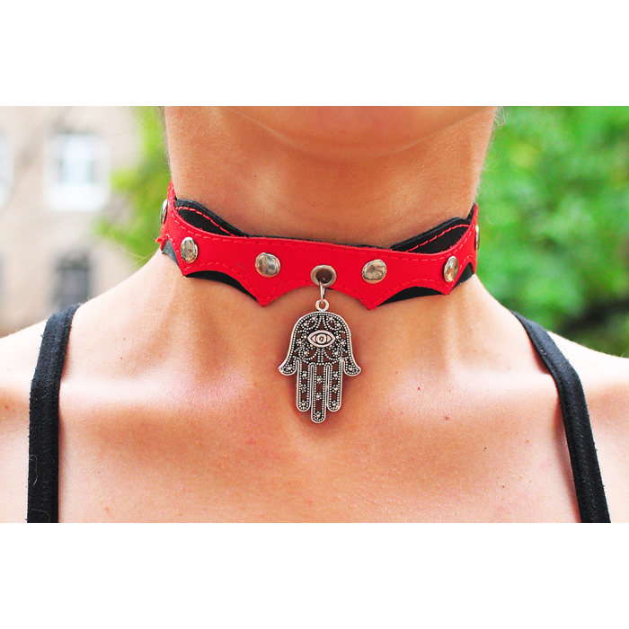 Hand of God (Hamsa) Pendant (ar-001) Collar