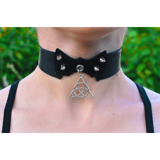 Triquetra Pendant (Enchanted) (ar-004) Collar