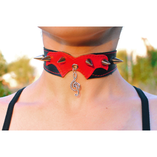 Treble Clef with a Pattern Pendant (Silver Color) (ar-007) Collar