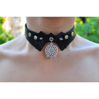 Dream Catcher Pendant (ar-009) Collar
