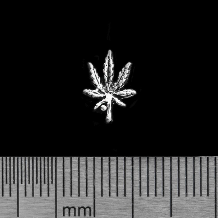 cannabis-leaf-925-silver-stud-earring